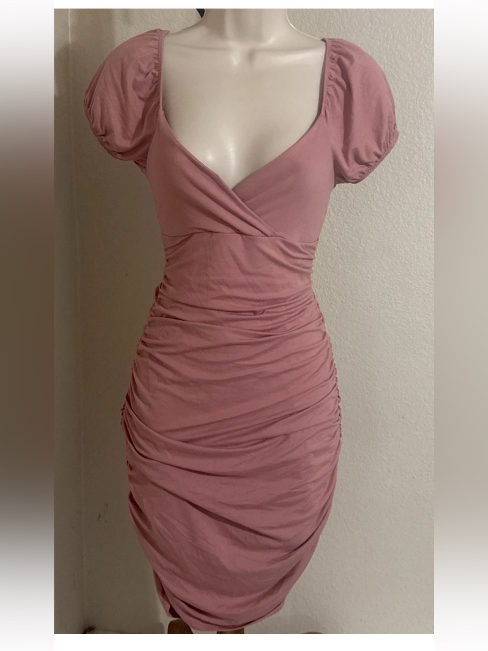 Women’s Pink Floral Summer Dress Spaghetti Strap Slim Fit Slit Size Medium - Picture 1 of 7